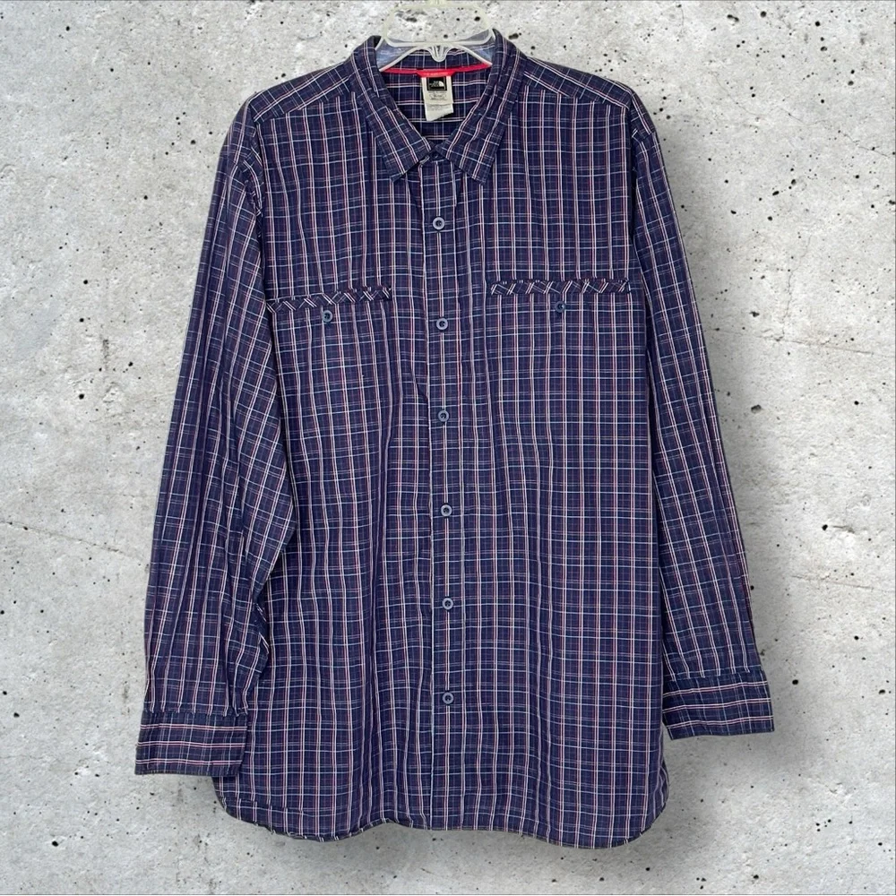 The North Face Men XL Button Up Blue Red White Plaid Long Sleeve Collared Shirt‎